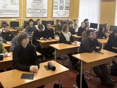 🤖Неделя информатики: погружение в будущее!